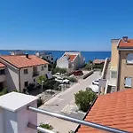 With Parking - 80m From Sea