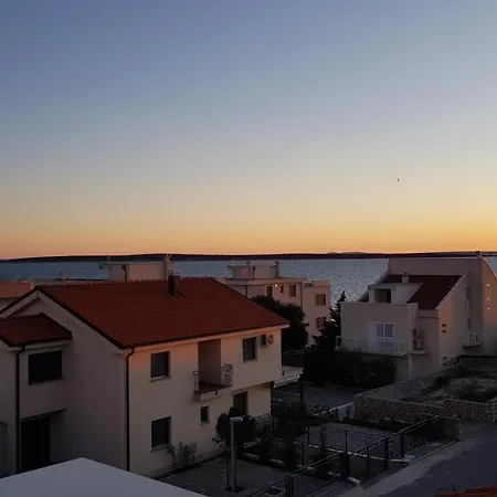 With Parking - 80m From Sea *