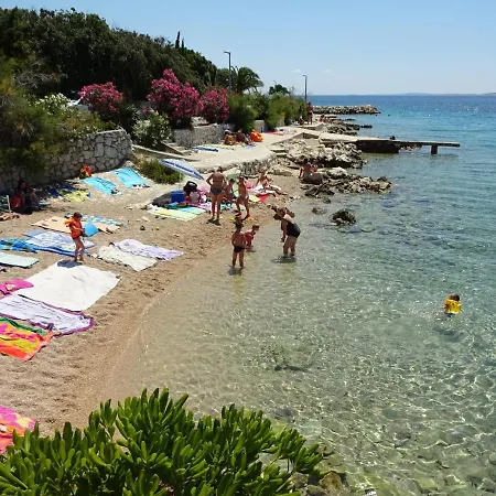 Apartmán With Parking - 80m From Sea Mandre