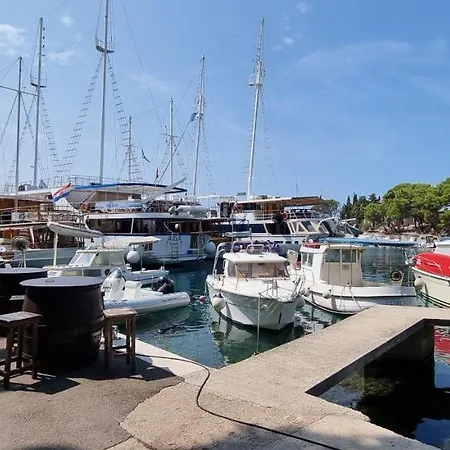 With Parking - 80m From Sea Apartmán