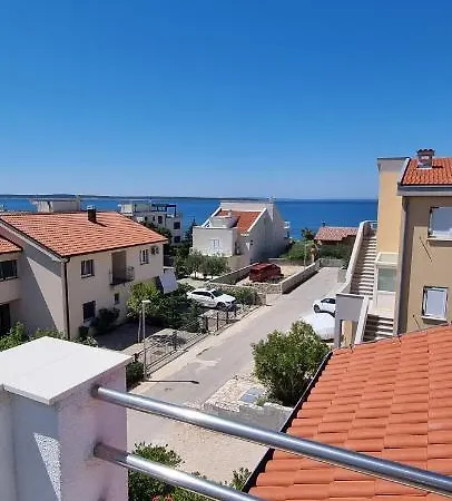 With Parking - 80m From Sea