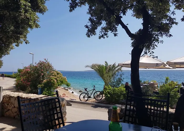 With Parking - 80m From Sea
